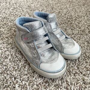 Size 8 / Toddler Girl See Kai Run Sneakers